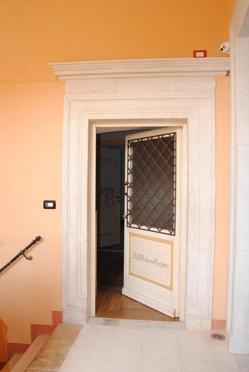 B&B Palazzo Cappa ลาควิลา ภายนอก รูปภาพ